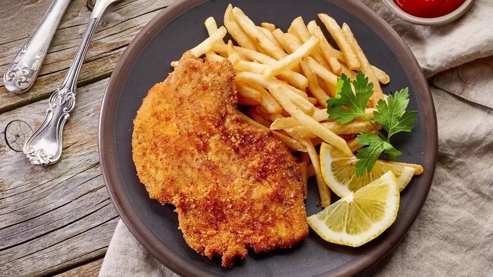 CHICKEN SHINITZEL