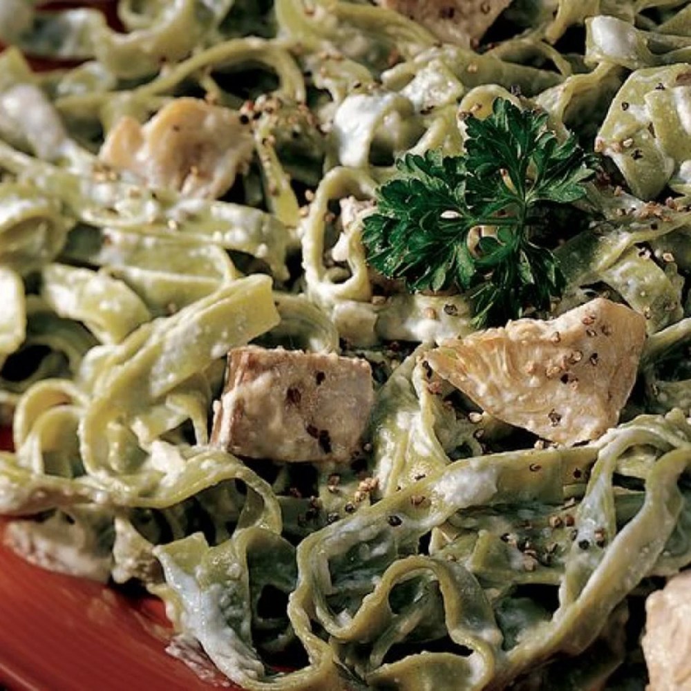 TAVUKLU FETTUCİNE ALFREDO