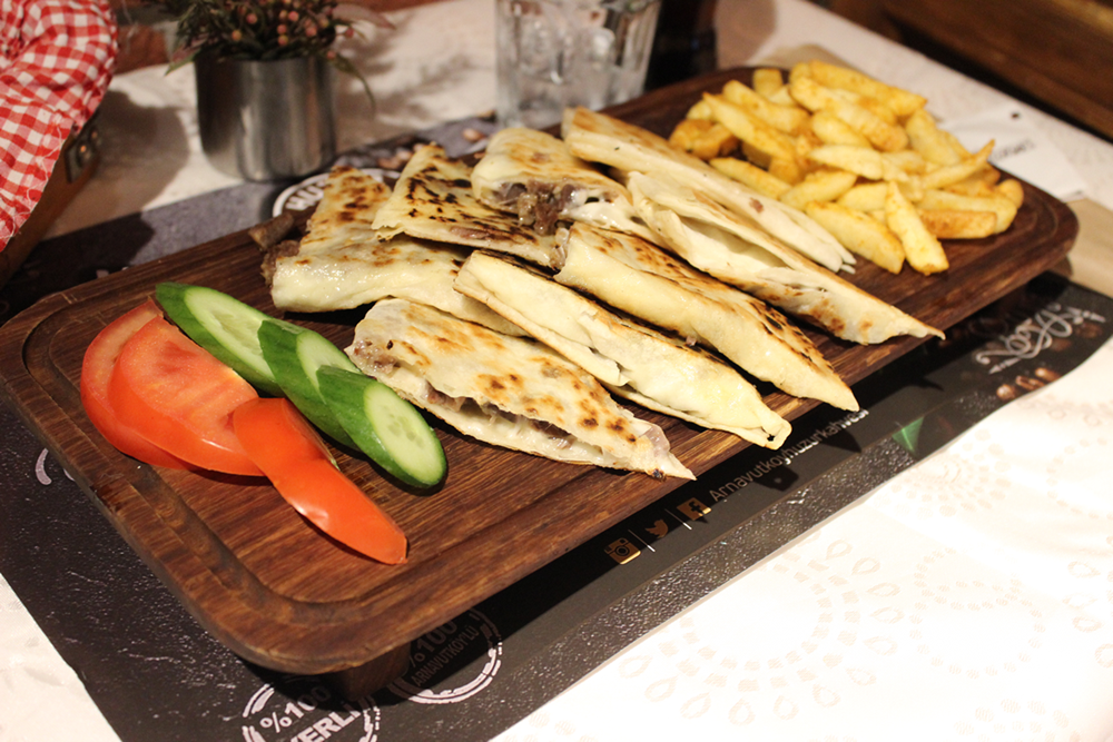 KAVURMA KAŞAR  GÖZLEME