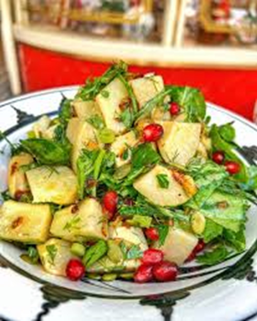 ENGİNAR KALPLİ EGE SALATA