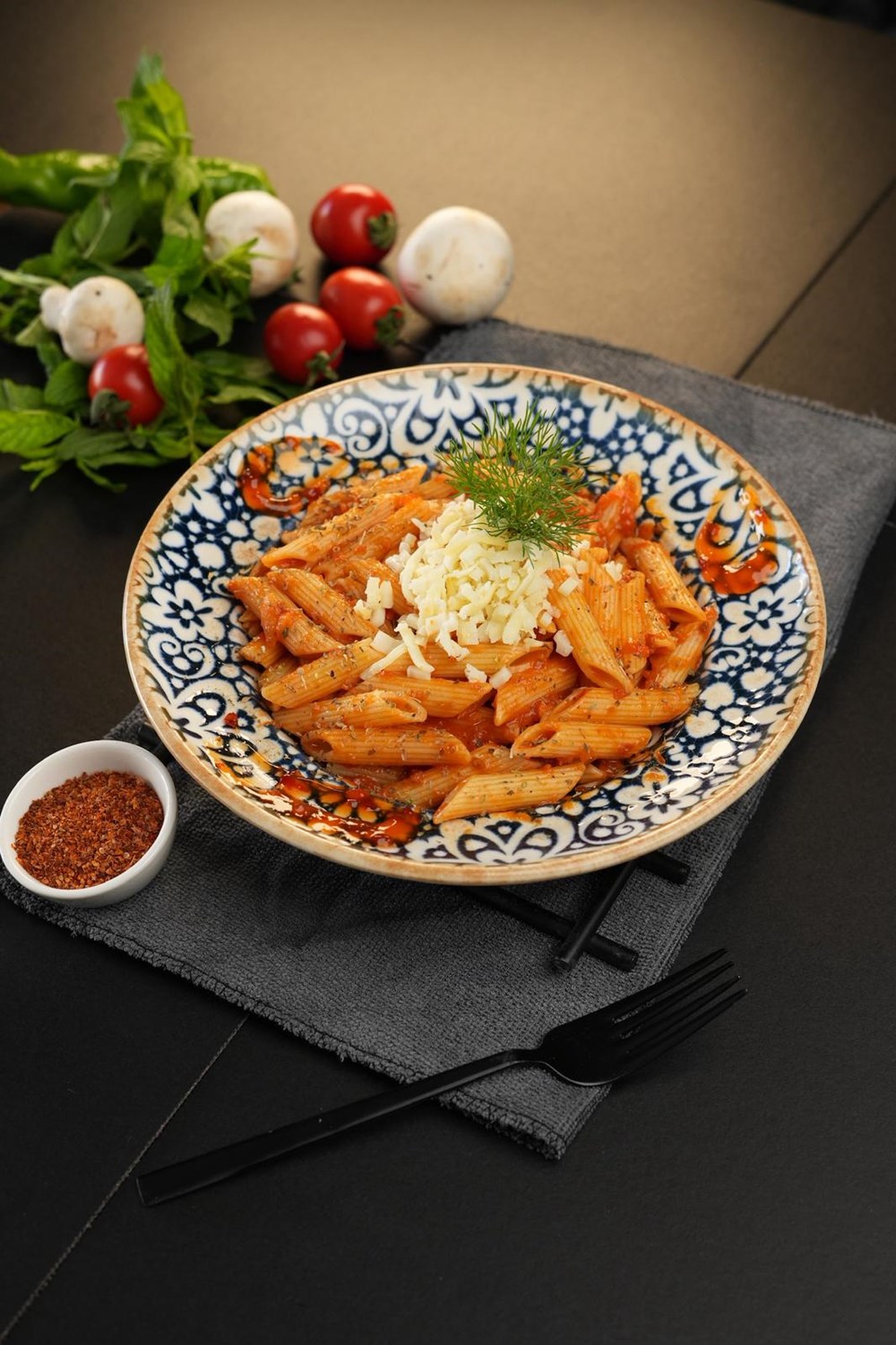 DOMATES SOSLU PENNE