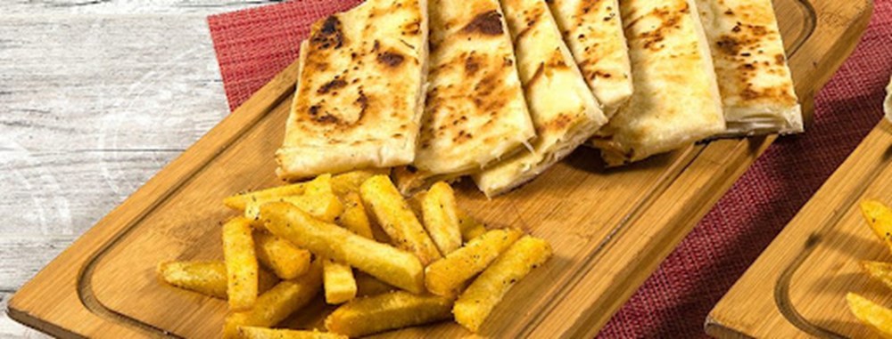 Sucuk Kaşarlı Gözleme