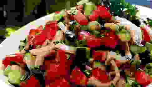 ÇOBAN SALATA