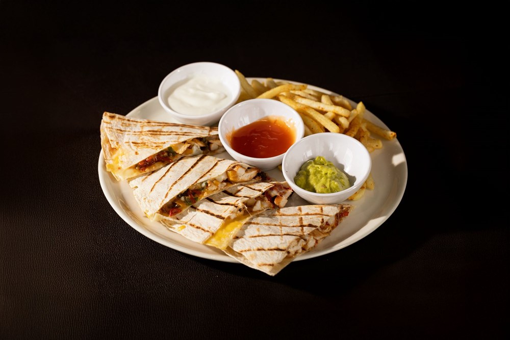 TAVUK QUESADİLLA