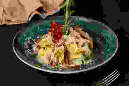 TAVUKLU SEZAR SALATA
