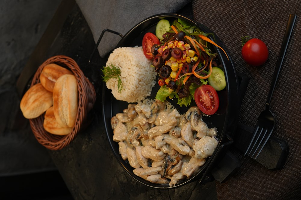 KREMALI MANTAR TAVUK