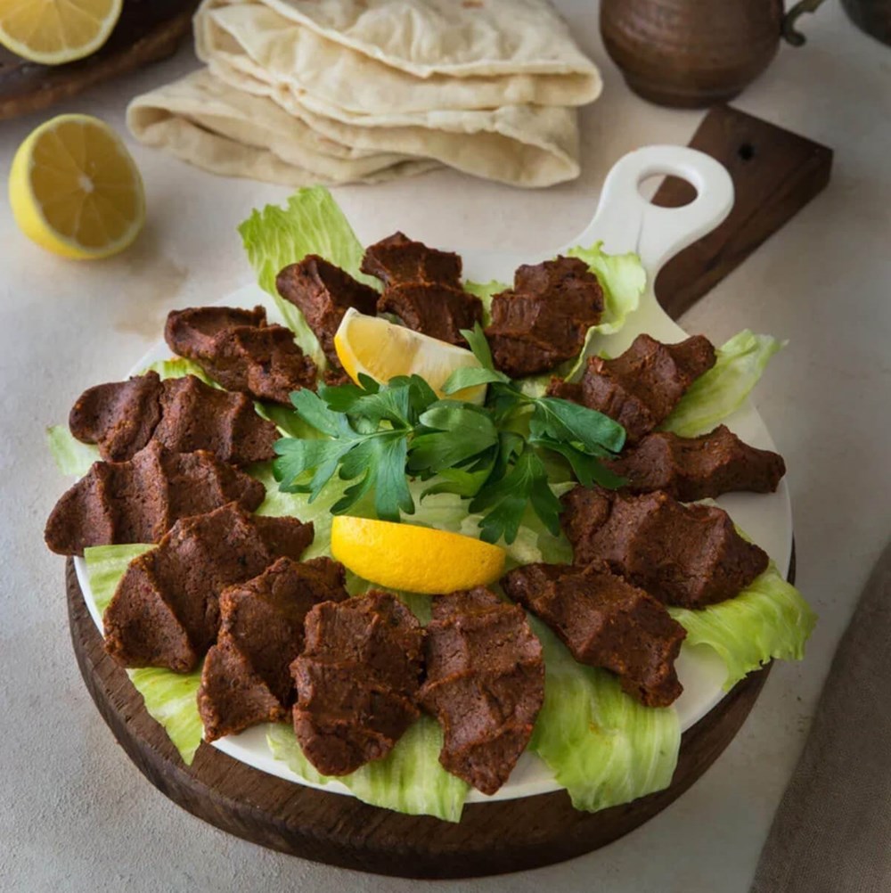 CEVİZLİ ÇİĞ KÖFTE