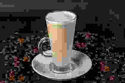 CHAI TEA LATTE