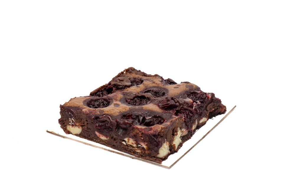 BROWNİ VİŞNELİ BELÇİKA ÇİKOLATALI