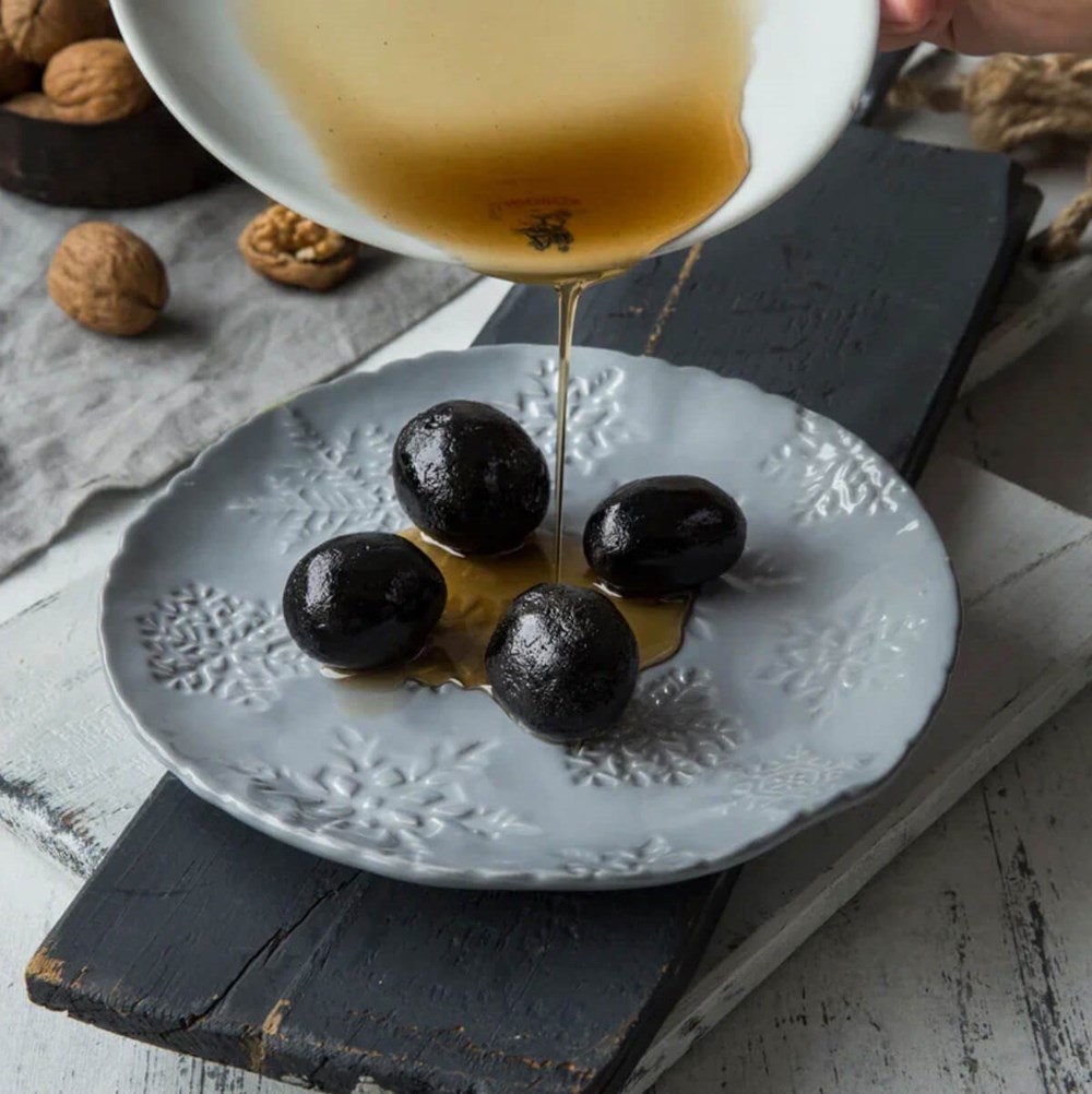 KAYMAKLI CEVİZ TATLISI