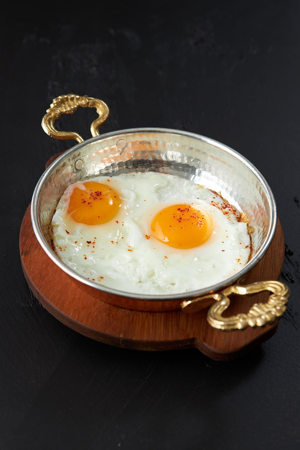 SAHANDA YUMURTA GÖZ