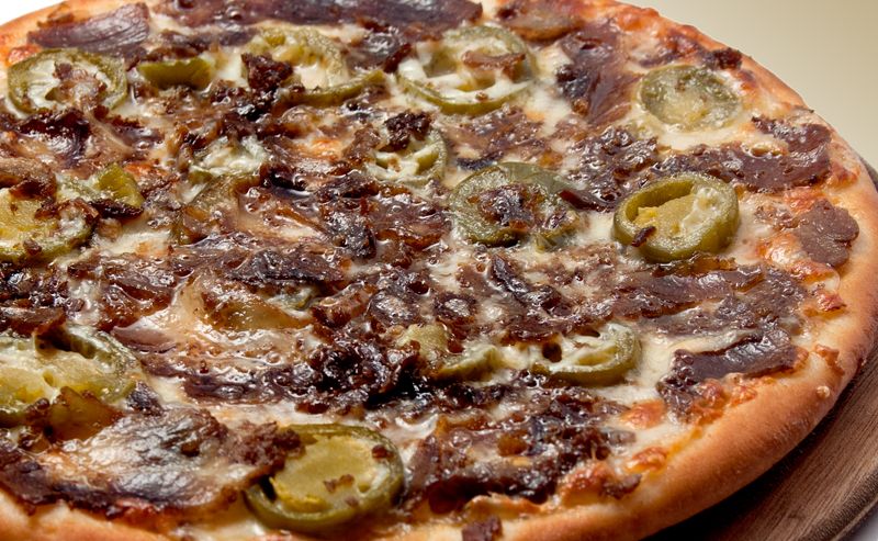 بيتزا باللحم