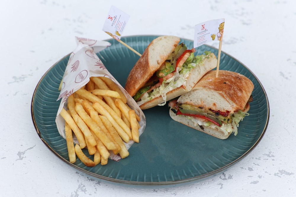 IZGARA SEBZE SANDVİÇ (YENİ)