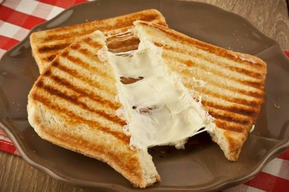 CİFT KAŞARLI TOST