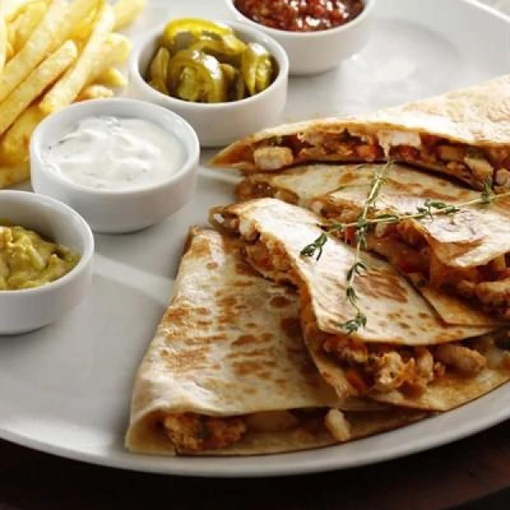 ETLİ QUESADILLA