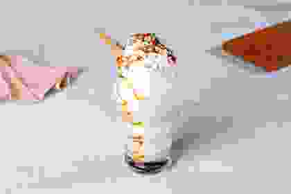 KARAMELLİ MILKSHAKE