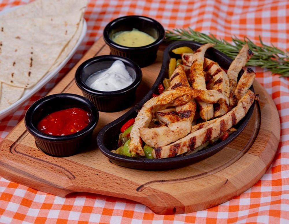 CHICKEN FAJITA