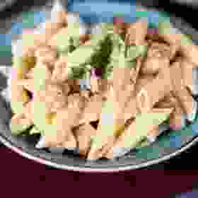 TAVUKLU PENNE ALFREDO