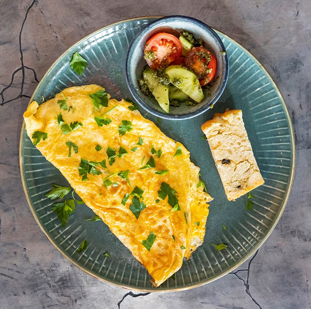 TEREYAĞLI SADE OMLET