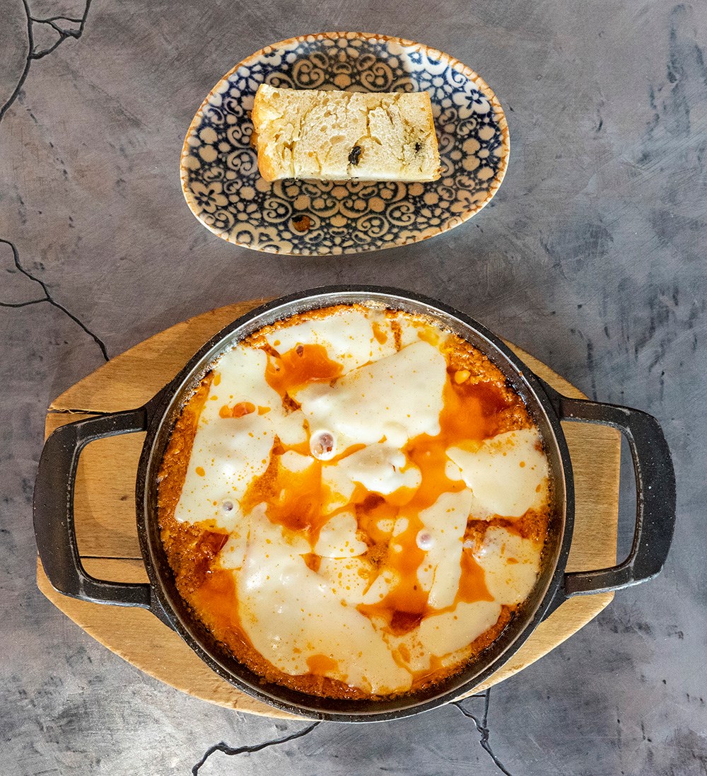 KAŞAR PEYNİRLİ MENEMEN