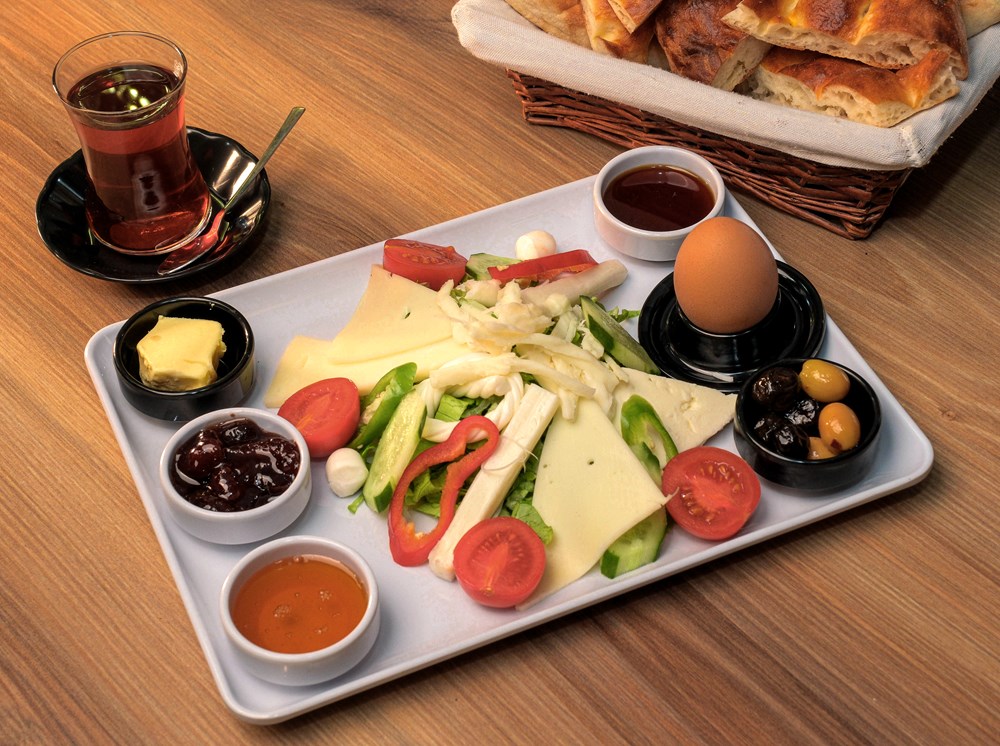 TEK KİŞİLİK KAHVALTI