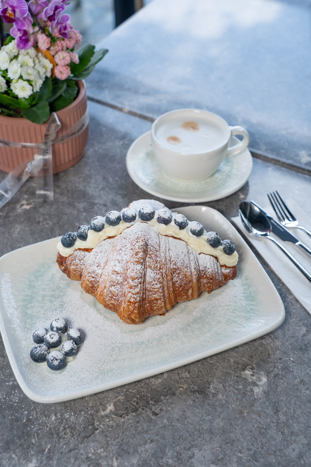 KRUVASAN YABAN MERSİNLİ KREMALI