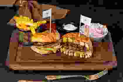 MEXICAN BURGER