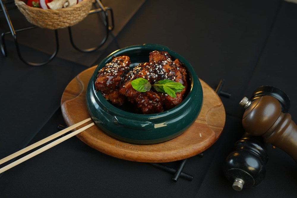 BARBEKÜ SOSLU KANAT